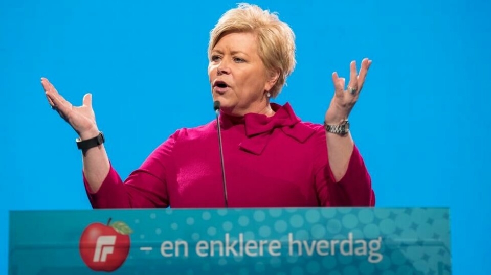 ENKLERE? En enklere hverdag var slagordet da Frp-leder Siv Jensen talte til landsmøtet i april. For norsk selvstyre i finansbransjen kan hverdagen bli mer komplisert. Frp åpner for å avgi suverenitet på en rekke områder.