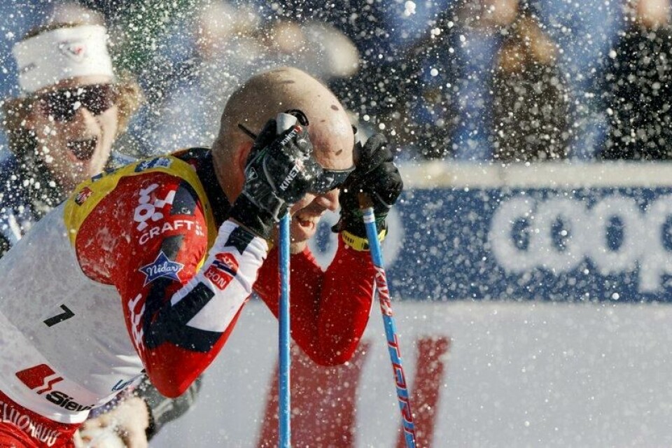 Pål Golberg ble hyllet etter herrenes 50 kilometer i klassisk Lahti, Finland.
