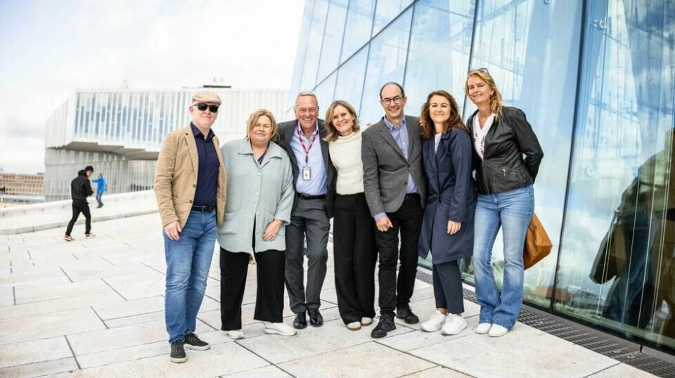 Handout. Bildet inngår i NTBs tilbud til abonnenter på nyhetsfoto. Bildet skal kun benyttes i forbindelse med angitt sak. Presseorganisasjonene og Faktisk.no vil styrke befolkningens motstandskraft mot desinformasjon. F.v. Norsk Journalistlags leder Dag Idar Tryggestad, generalsekretær i Norsk Presseforbund Elin Floberghagen, rådgiver i VG Øyvind Næss, nyhetsdirektør i NRK Helje Solberg, ansvarlig redaktør Stian Eisenträger i Faktisk, generalsekretær i Norsk Redaktørforening Reidun Kjelling Nybø og administrerende direktør i Mediebedriftenes Landsforening Randi S. Øgrey. Foto: Jørgen Braastad / VG / Handout / NTB