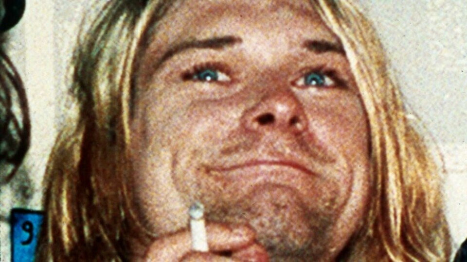 Dette arkivbildet fra 1993 viser Kurt Cobain, vokalist i Nirvana. Dette arkivbildet fra 1993 viser Kurt Cobain, vokalist i Nirvana. Foto: Mark J.Terrill / AP Photo / NTB