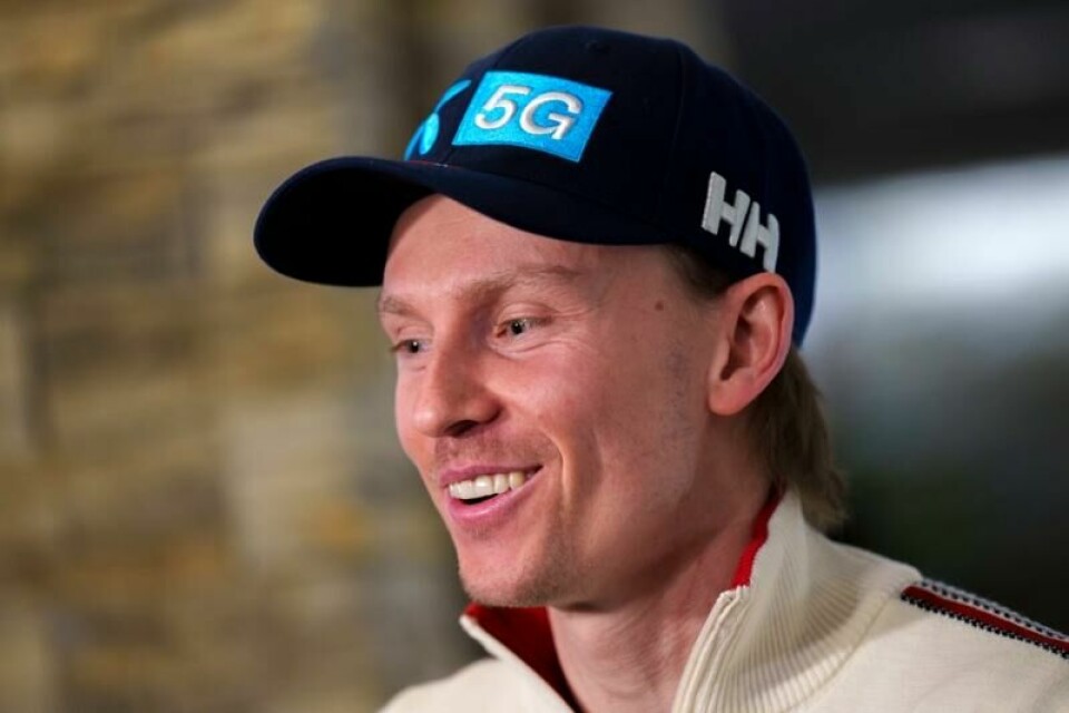 Henrik Kristoffersen under et pressetreff fra VM i alpint i Saalbach-Hinterglemm.