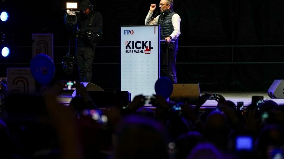 Ytre høyre-partiet Frihetspartiet (FPÖ) kan ta sin første valgseier noensinne i Østerrike søndag. Herbert Kickl (bildet) leder partiet. Foto: Andreea Alexandru / AP / NTB