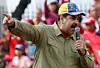 Venezuelas president Nicolas Maduro taler til tilhengere under en minnemarkering for det mislykkede kuppforsøket tidligere president Hugo Chávez ledet i 1992. Scanpix/AP.