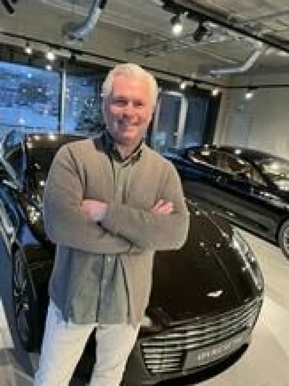 Bilveteran Thomas Øvreseth, eier av Øvreseth Premium & Classic Cars. Bilveteran Thomas Øvreseth, eier av Øvreseth Premium & Classic Cars. Foto: Eric Røkeberg