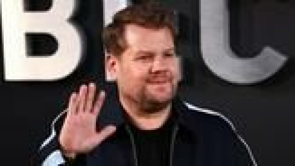James Corden på den røde løperen under en premiere i London. James Corden på den røde løperen under en premiere i London. Foto: Henry Nicholls / AFP / NTB