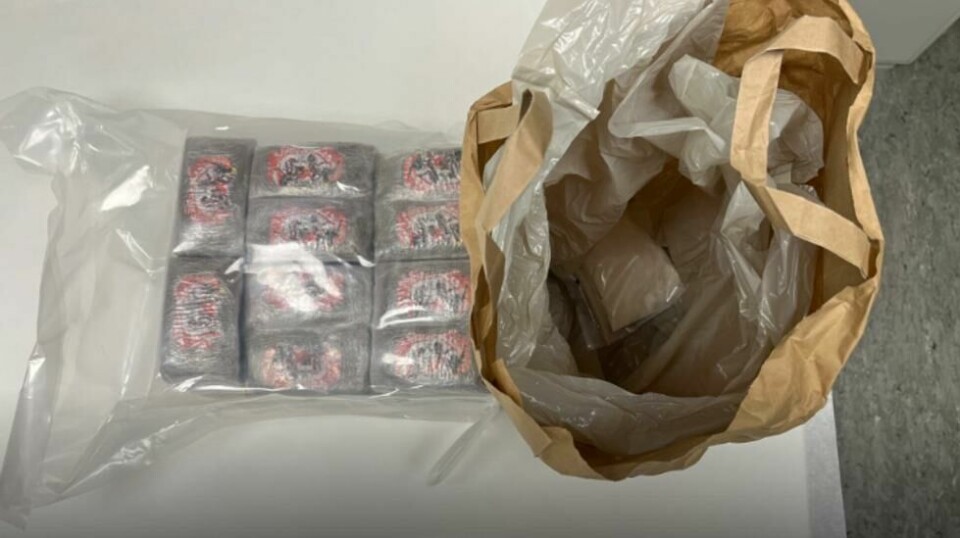 Politiet i Tromsø deler bilder av beslag fra svenske kriminelle nettverk som opererer i Troms. Foto: Politiet / Handout / NTB