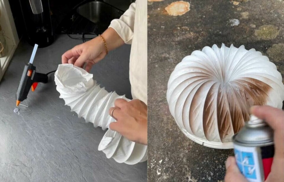 Med enkle materialer, har man plutselig en vakker dekorasjon. Bildet viser to trinn i prosessen med å lage DIY-gresskar av ventilasjonsrør. På venstre side ser vi en person som jobber med et hvitt, fleksibelt ventilasjonsrør. Personen former røret til en sirkulær gresskarform ved hjelp av en limpistol, som ligger på bordet ved siden av. Dette trinnet illustrerer hvordan røret festes sammen for å skape en stabil gresskarform.På høyre side av bildet ser vi neste trinn, hvor gresskaret blir spraymalt. Personen påfører spraymaling på det ferdigformede ventilasjonsrøret, noe som gir det en naturlig farge og skaper en realistisk gresskareffekt. Malingen ser ut til å være en blanding av hvit og en jordnær brunfarge, som gir gresskaret et dypt, høstlig utseende.Dette bildet viser tydelig den enkle, men effektive prosessen med å transformere et vanlig ventilasjonsrør til en vakker og kreativ høstdekorasjon.