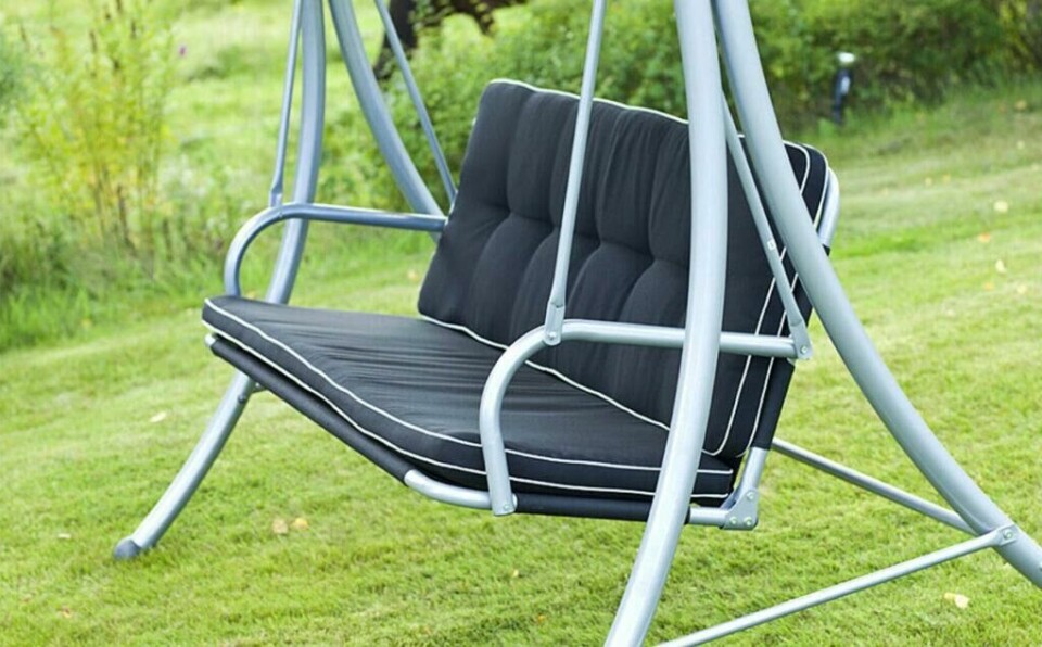 Hammock kommer også i rimeligere alternativ, vi tipser om hvilke det er: (Foto: GardenStore)
