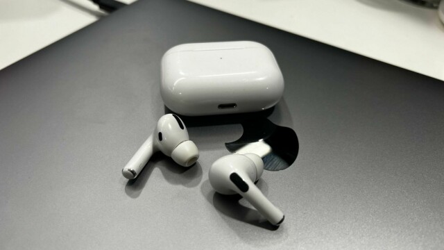 Black Week-tilbud: Spar stort på Apple Airpods Pro. (Foto: Startsiden Guider)