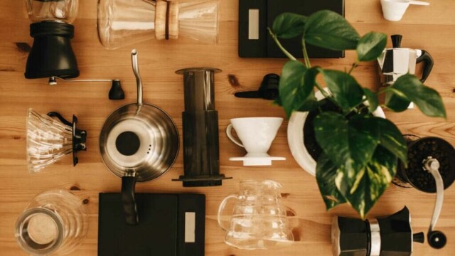 Kokekaffe og kaffetrakter er de tradisjonelle måtene å lage på kaffe på i Norge. I denne artikkelen får du tips til produkter som tar kaffebryggingen til et helt nytt nivå. (Foto: Colourbox)