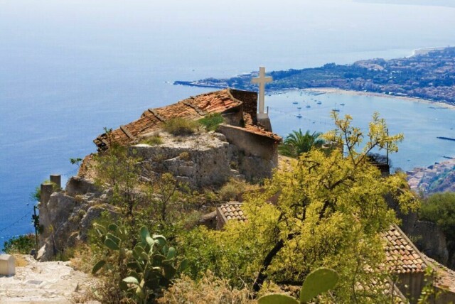 Sicilia byr på både varme og fantastisk opplevelser. Vi tipser om når den beste tiden er å reise til vakre Sicilia. (Foto: Colourbox)
