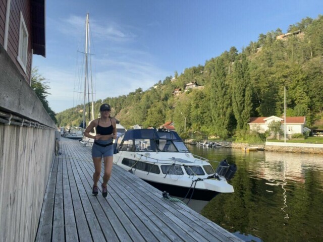 Løpetrener og løpeekspert Andreas Gossner fraLøpetrening.nosvarer på hvordan og hvorfor det kan være fordelaktig for løpingen å løpe ganske hardt på en 10 km! (Foto: Cecilie Aasland / ABC Startsiden)