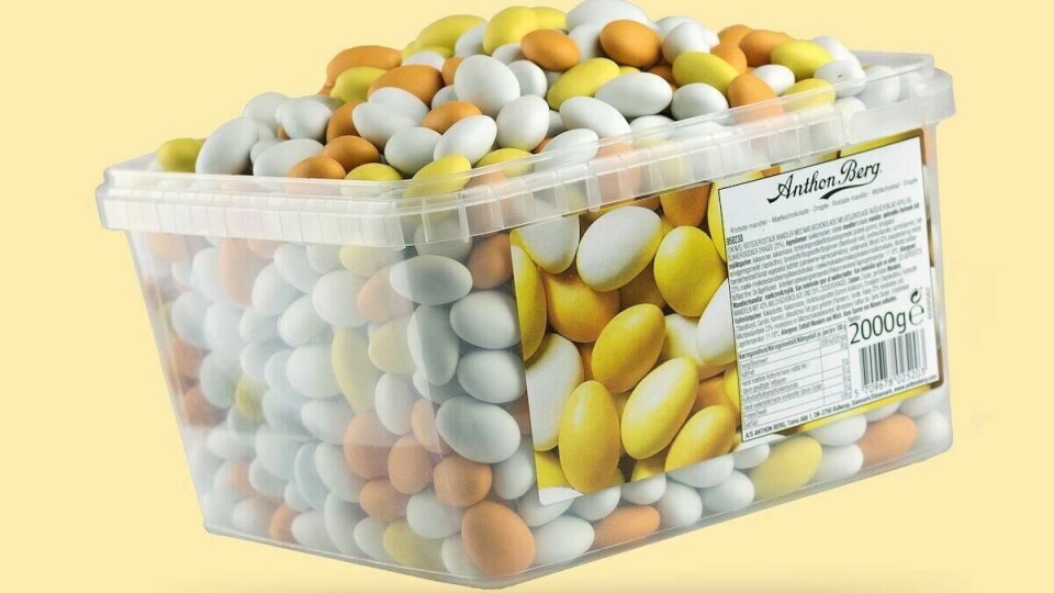 Anton Berg madeleegg er populær blant nordmenn. Her kan du kjøpe boksen med 2 kg egg. Bilde av Anton Berg mandelegg i boks med hele 2 kilo.