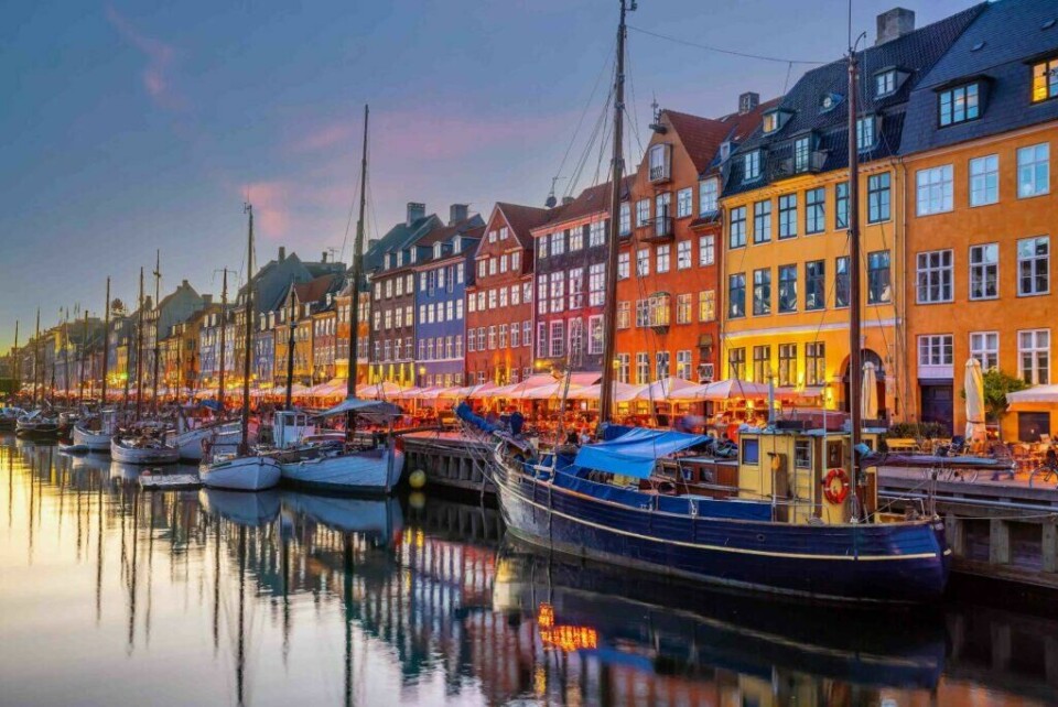 Nyhavn er ikonisk for København. Her er det mulig å nyte livet på sommeren. (Foto: Colourbox) Nyhavn i københavn