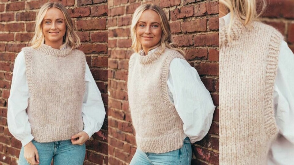 Denne vesten er kjapp å strikke, da du bruker det tjukke garnet Drops Air sammen med én tråd Drops Kid-silk. (Foto: Strikkia) Kvinne i skjorte og strikkevest - beige garn.
