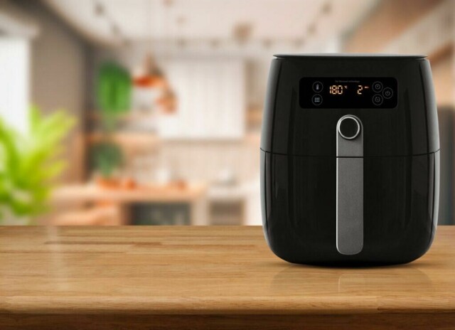 Vi har funnet de beste tilbudene på airfryer under Black Week. (Foto: Colourbox)