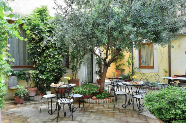 Få ekte italiensk følelse på Hotel Vilòn i Roma. (Foto: Booking.no)