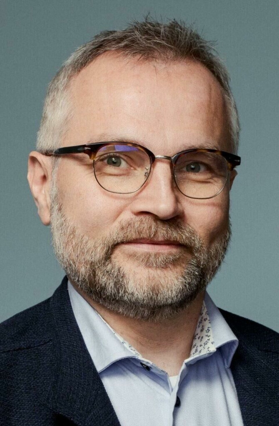 Leder for Arbeidstilsynets svartjeneste, Vigleik Mikal Aas, forklarer hvordan man regner ut feriepenger. Portrettbilde Vigleik Aas i Arbeidstilsynet. Han forteller hva feriepenger er og hvordan man regner ut feriepenger, enten man har alle dagene betalt eller ikke.
