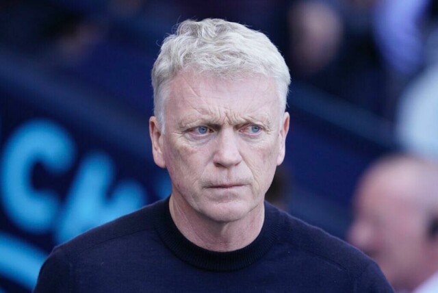 West Hams manager David Moyes deltar på starten av den engelske Premier League-fotballkampen mellom Manchester City og West Ham United på Etihad Stadium i Manchester, England, søndag 19. mai 2024. (AP Photo/Dave Thompson, File) (Foto: AP Photo/Dave Thompson, File)