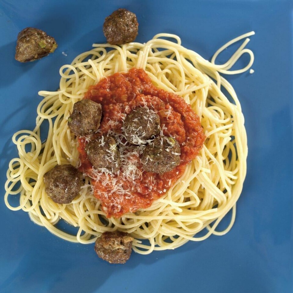 Middagen en aldri går lei: Spagetti og kjøttboller. Dette er favoritten til både store og små. (Foto: Frutimian.no) Ukesmeny: 7 middagstips fra Fru timian. Her avbildet: Spaghetti med kjøttboller i tomatsaus