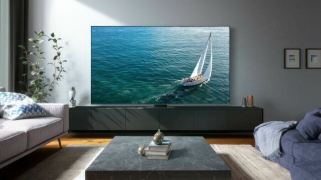 Denne giga-TVen er både absurd stor, og absurd (relativt sett) billig nå. (Foto: Samsung )