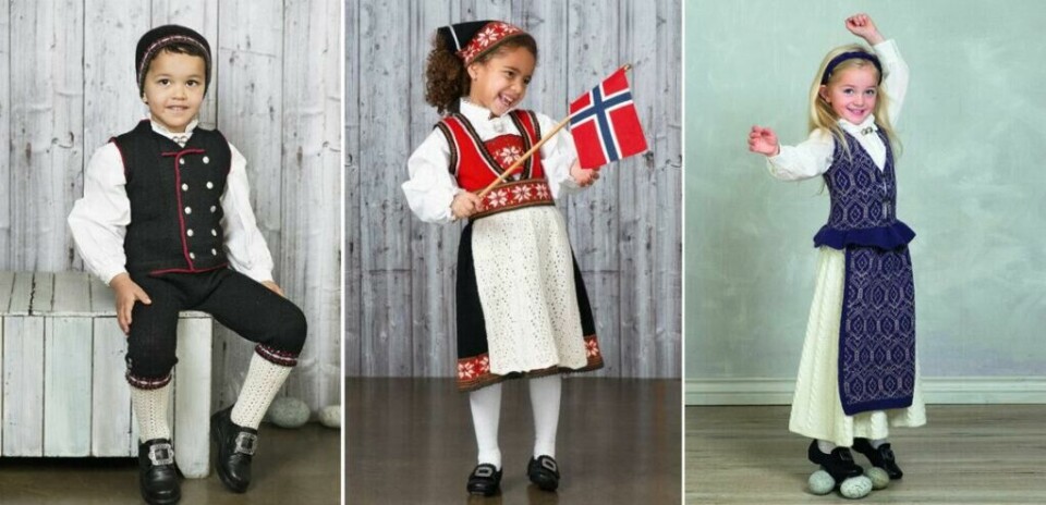 Det finnes en rekke flotte festdrakter og bunader til barn som du selv kan strikke til 17. mai. Vi har funnet frem et knippe nydelige strikkeoppskrifter på festdrakter til barn, både gutt og jente. (Foto: Viking Garn)
