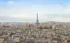 Utsiktsbilde av Paris hvor man tydelig ser Eiffeltårnet. Her finner du billige storbyferier i Europa til byer som London, Berlin, Barcelona, Paris og Roma.