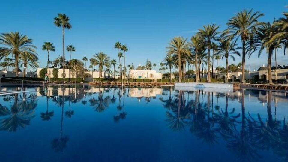 HD Parque Cristóbal er et unikt all inclusive hotell med 4 utendørsbasseng og en rekke solsenger. (Foto: hotels.com) Bilde av bassengområdet til HD Parque Cristóbal på Gran Canaria. Hotellet ligger på 3 plass blant topp 10 all inclusive hoteller på Gran Canaria.Gran Canaria er et populært reisemål for nordmenn. Vi har samlet topp 10 All Inclusive-hoteller på Kanariøya, enten du vil til Puerto Rico, Playa Del Ingles, San Agustín eller Maspalomas.