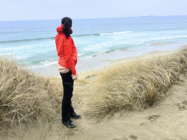 Hvorvidt du skal ha en bukse fra Bergans, Norrøna, Skogstad, Fjällräven eller Arc'teryx kan vi ikke svare deg på, ei heller om den skal være tykk eller tynn. Det vi kan svare på er hvilke ekspertene mener at er de aller beste i 2025 til både dame og herre, og svaret får du under. (Foto: Cecilie Aasland / ABC Startsiden)