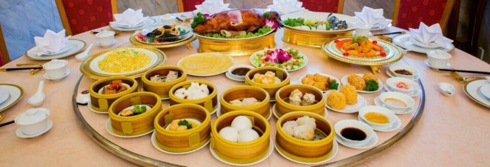 Slik ser du gjerne dim sum presentert på dim sum-restauranter. (Foto: Colourbox) Dim sum: Klassisk dim sum-presentasjon av retter.