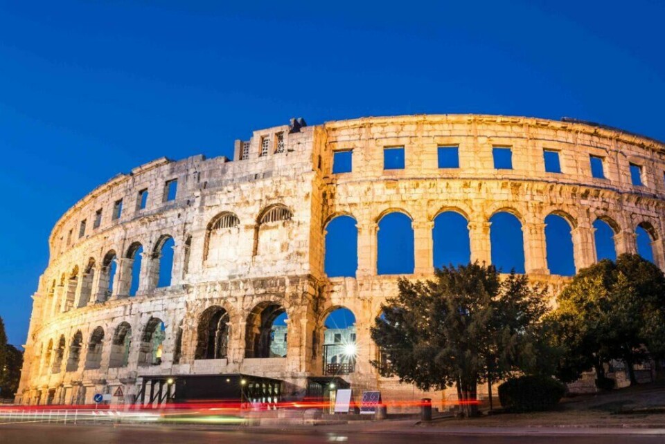 Det romerske amfiteateret i Pula er et populært reisemål når man reiser til Pula i Kroatia. (Foto: Colourbox) det romerske amfiteateret i pula i kroatia