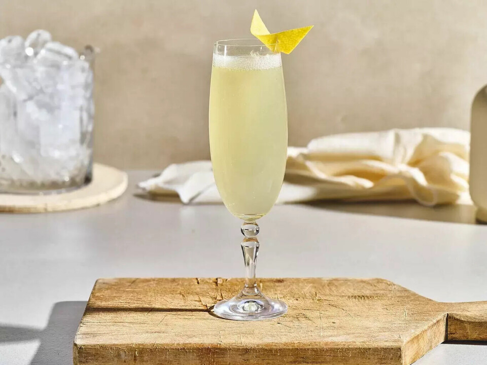Lag deg en French 75, en klassisk cocktail fra 1. verdenskrig. (Foto: Foodie) klassisk cocktail