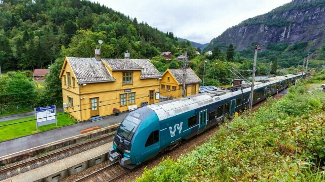 Ny sommer med togstans: Derfor bør du velge buss